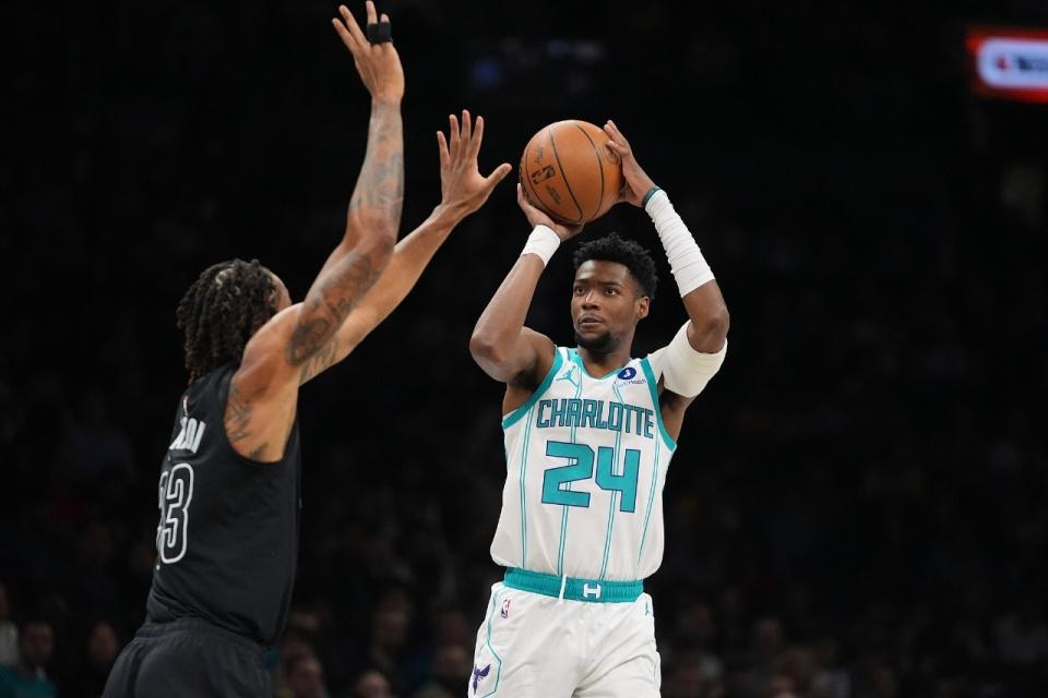 世界杯赛事数据-达成40胜！黄蜂6人上双31分大胜篮网 米勒25分三球准三双